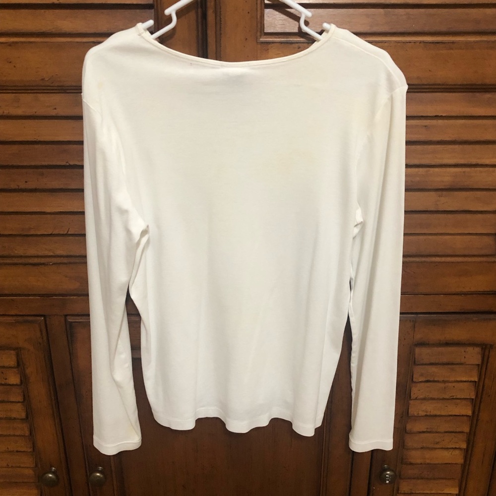 2️⃣ Women’s Long Sleeved 🤍 White Tee Shirts - V-Neck and Crew Neck - Size L - Picture 4 of 10